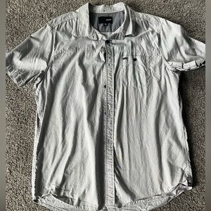 Men’s Hurley short sleeve button down shirt - XL